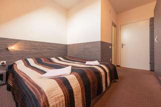 Мотели Veritas Motel Совата Стандартный двухместный номер с 1 кроватью и общей ванной комнатой-7